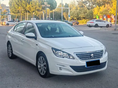 Peugeot 408