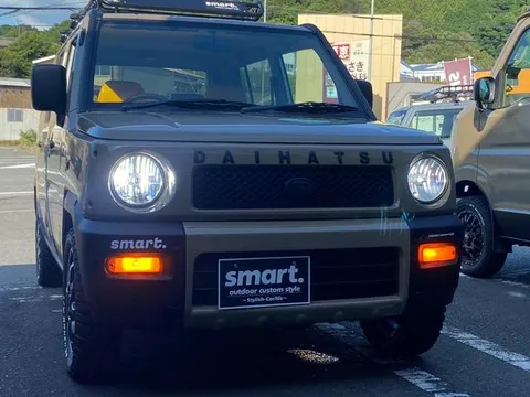 Daihatsu Naked