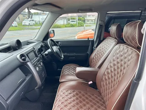 Toyota bB