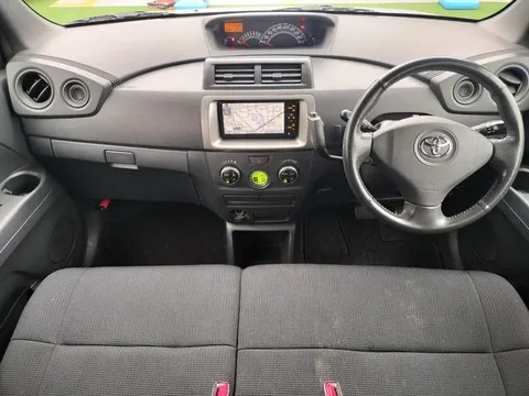 Toyota bB