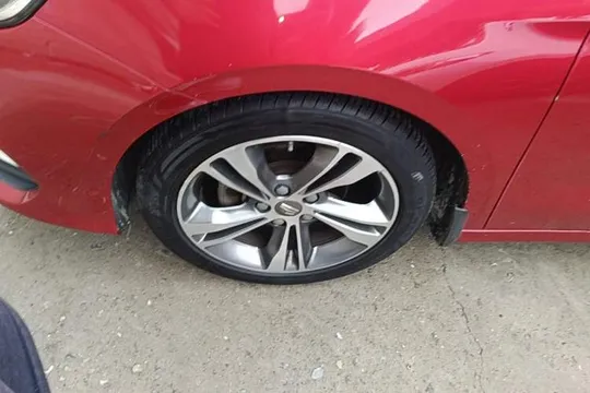 Geely Binray