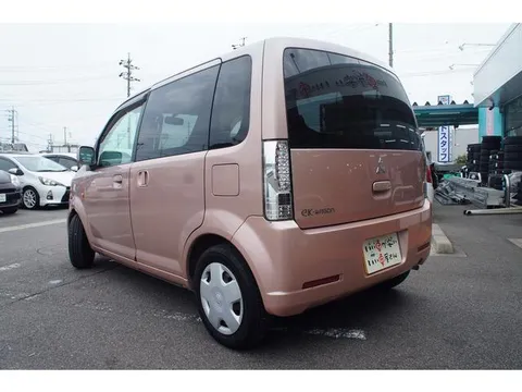 Mitsubishi eK Wagon