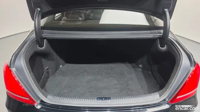 Genesis G90 (EQ900)