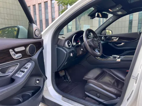 Mercedes-Benz Mercedes-Benz GLC