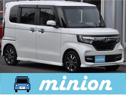 Honda N-BOX Custom