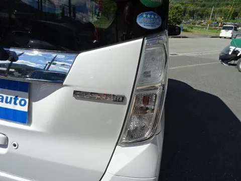 Mitsubishi eK Space Custom
