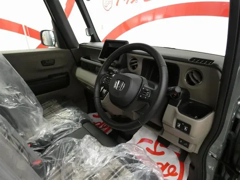 Honda N-BOX Joy