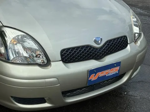 Toyota Yaris (Vitz)