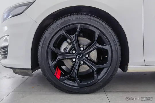 Chevrolet Malibu XL