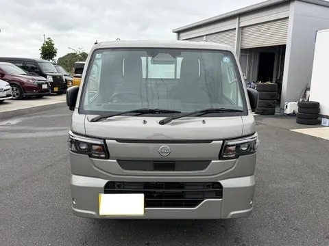 Nissan Clipper Truck