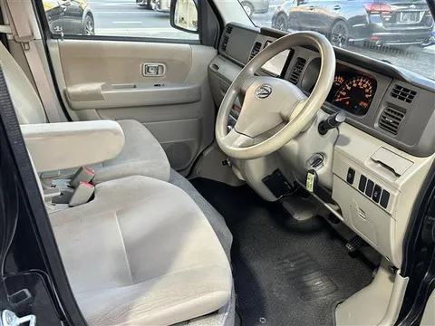Daihatsu Atrai Wagon