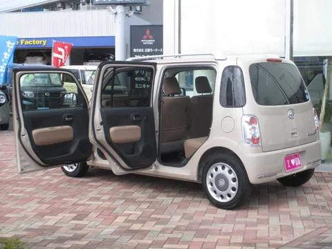 Daihatsu Mira Cocoa