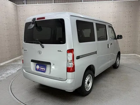 Toyota TownAce Van