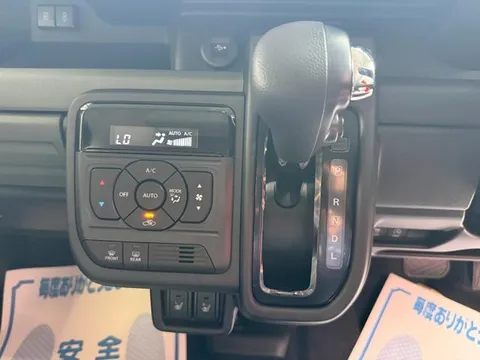 Suzuki Spacia Gear