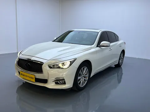 Infiniti Q50L