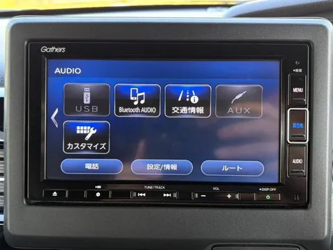 Honda N-BOX Custom