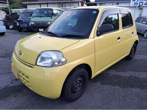 Daihatsu Esse