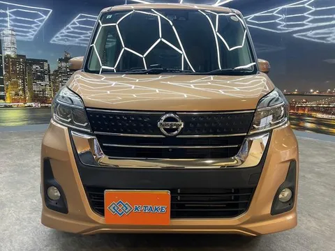 Nissan Dayz Roox