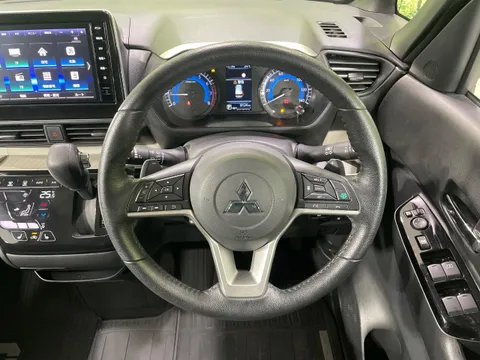 Mitsubishi Delica Mini