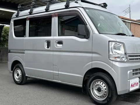 Mitsubishi Minicab Van