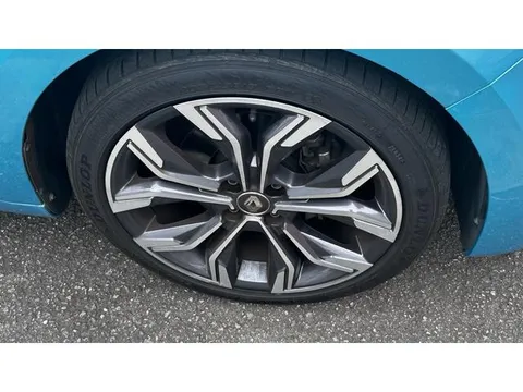 Renault Lutecia