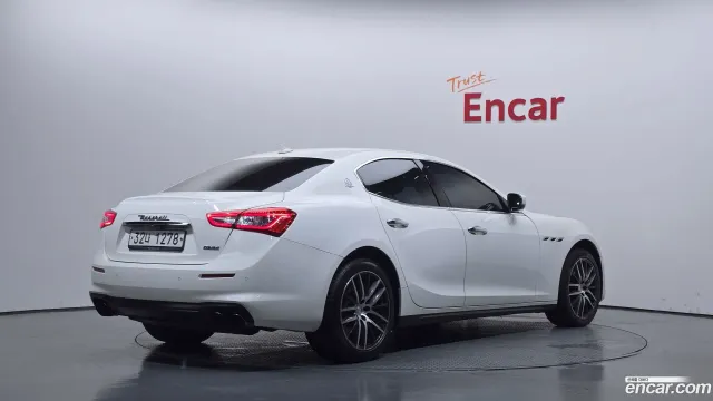 Maserati Ghibli