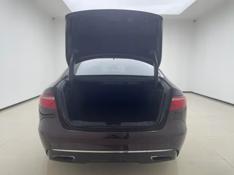 Jaguar XFL