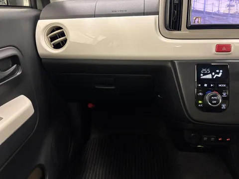 Daihatsu Mira Tocot