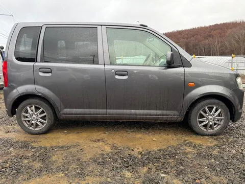 Nissan Otti