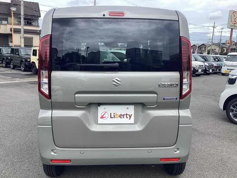 Suzuki Spacia