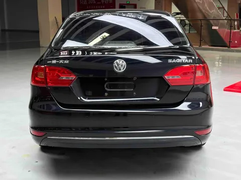 Volkswagen Sagitar