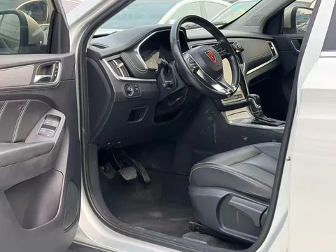 Roewe RX5