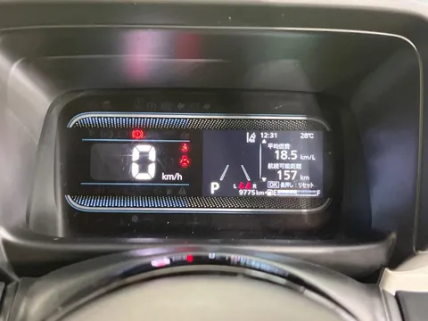 Suzuki Spacia