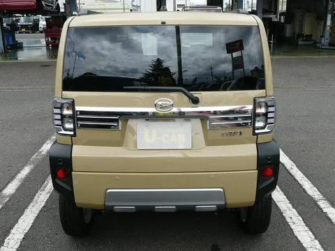 Daihatsu Taft