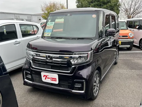 Honda N-BOX Custom
