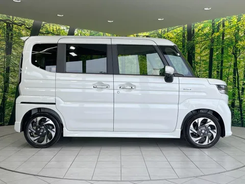 Suzuki Spacia Custom