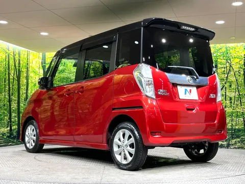 Nissan Dayz Roox