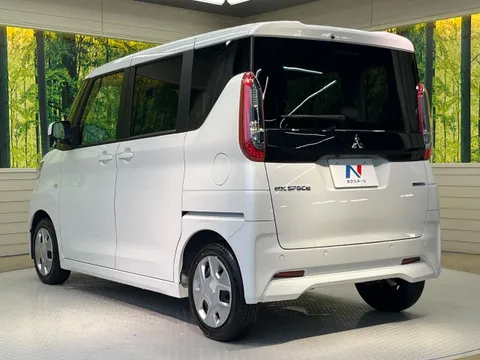 Mitsubishi eK Space