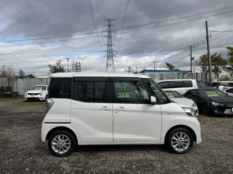 Nissan Dayz Roox