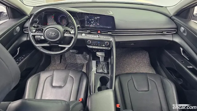 Hyundai Elantra (Avante)