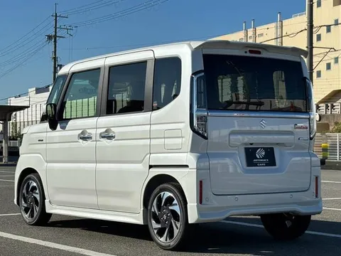 Suzuki Spacia Custom