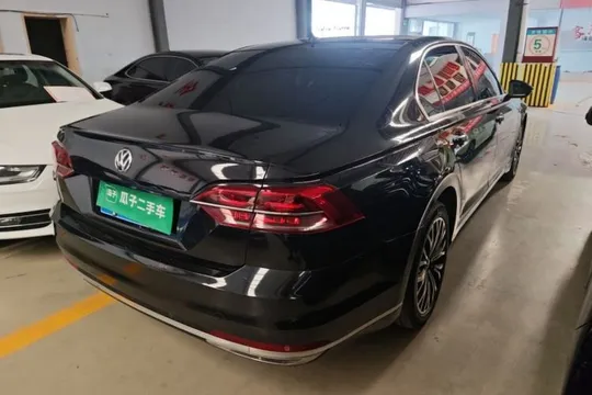 Volkswagen Phideon