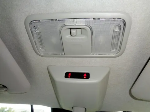 Daihatsu Mira Tocot