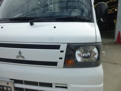 Mitsubishi Minicab Truck