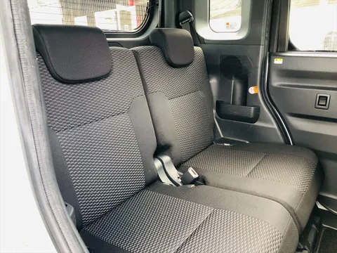 Toyota Pixis Mega
