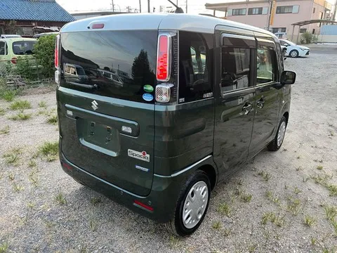 Suzuki Spacia