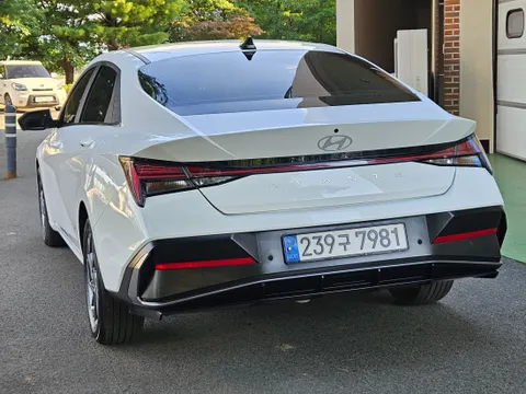 Hyundai Elantra (Avante)