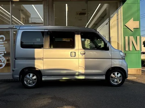 Daihatsu Atrai Wagon