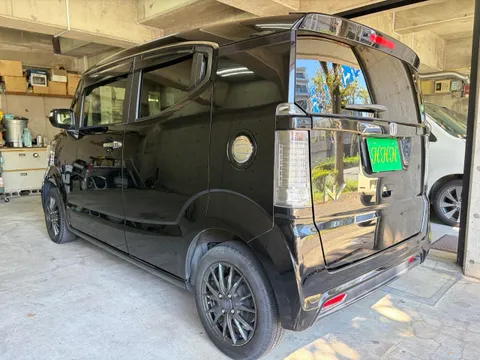 Honda N-BOX Slash