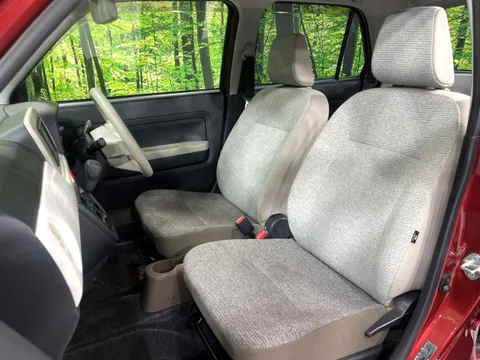 Daihatsu Mira Tocot